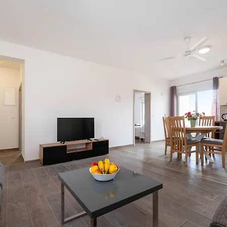 My Dalmatia - Blagdan Three With Private Parking Apartment *
