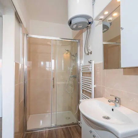 My Dalmatia - Blagdan Three With Private Parking Apartment *