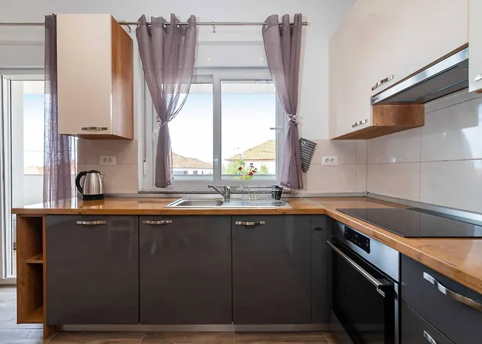 Lejlighed My Dalmatia - Blagdan Three With Private Parking