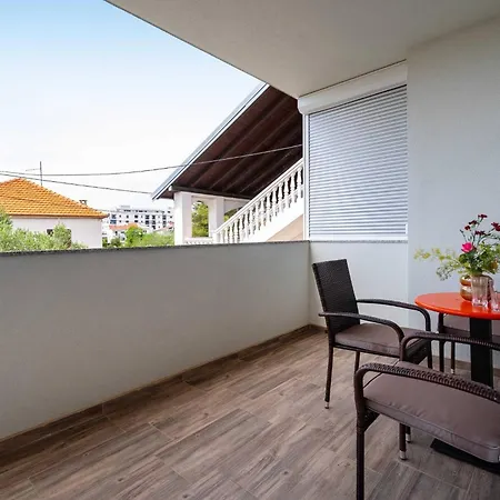 Apartamento My Dalmatia - Blagdan Three With Private Parking Zadar