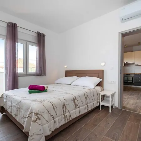 My Dalmatia - Blagdan Three With Private Parking