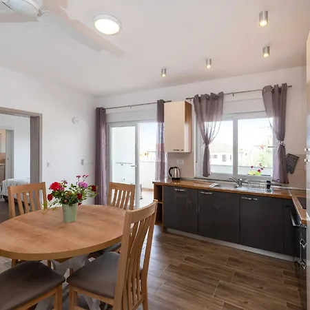 Apartamento My Dalmatia - Blagdan Three With Private Parking