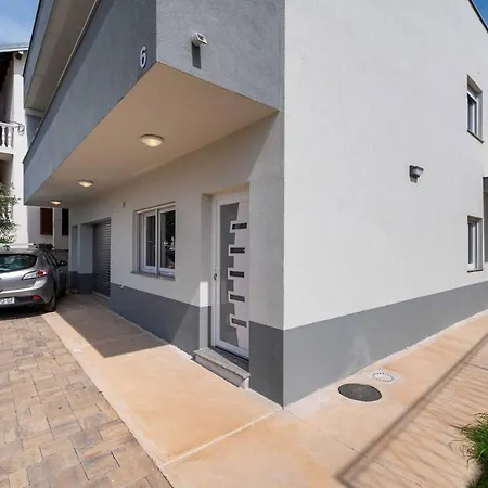 My Dalmatia - Blagdan Three With Private Parking Daire